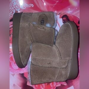 Baby Chestnut UGGs